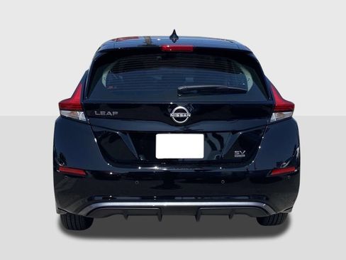 New 2025 Nissan Leaf SV Plus image 3