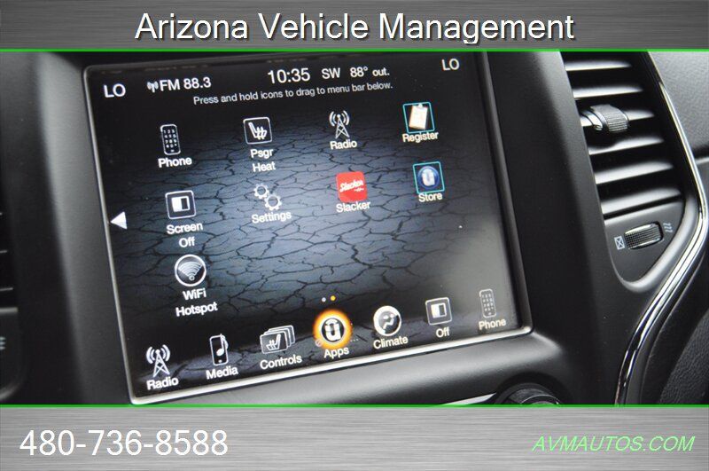 Used 2017 Jeep Grand Cherokee Altitude RWD image 38