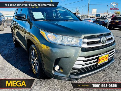 Used 2019 Toyota Highlander XLE image 7