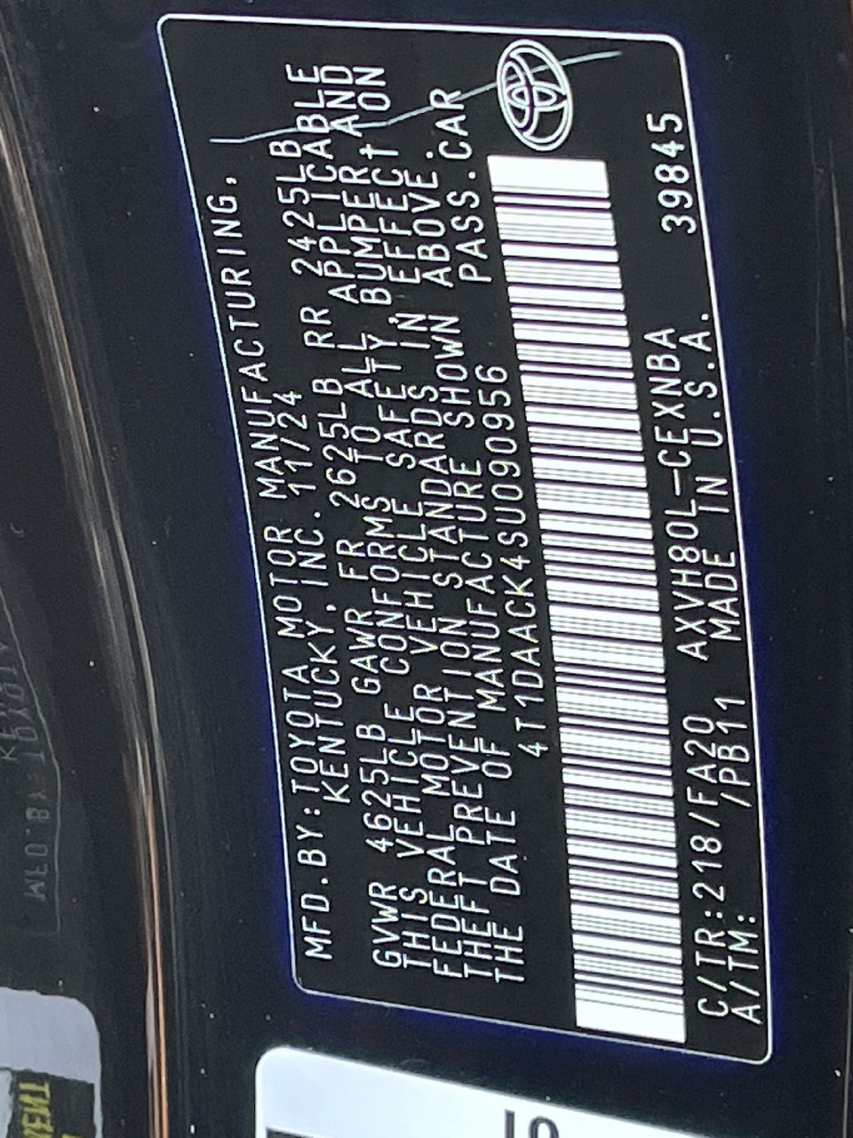 Used 2025 Toyota Camry LE FWD image 28
