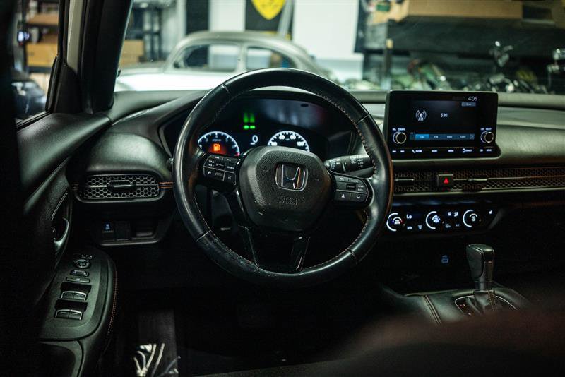Used 2025 Honda HR-V Sport image 14