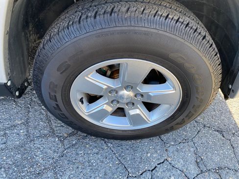 Used 2010 Jeep Liberty Sport w/ Popular Equipment Group image 25