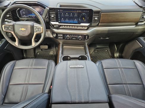 Used 2024 Chevrolet Silverado 3500 High Country w/ High Country Premium Package AWD/4WD image 26