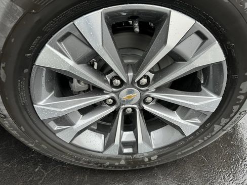 New 2026 Chevrolet Equinox LT image 6