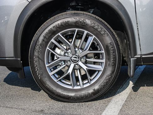 Used 2026 Nissan Rogue S AWD/4WD image 11
