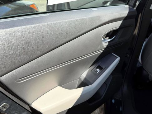 Used 2023 Honda Accord LX image 11
