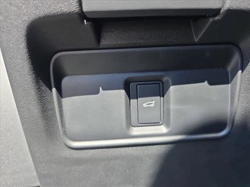 New 2026 Land Rover Range Rover Evoque S image 24