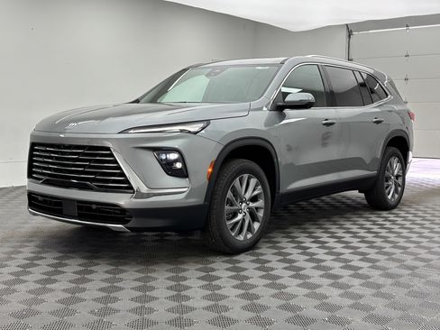 New 2026 Buick Enclave Preferred w/ Power Package AWD/4WD image 2