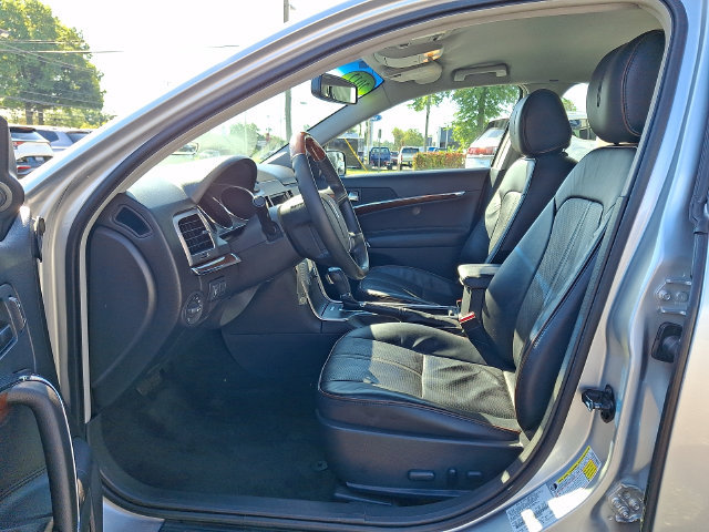 Used 2012 Lincoln MKZ FWD image 13