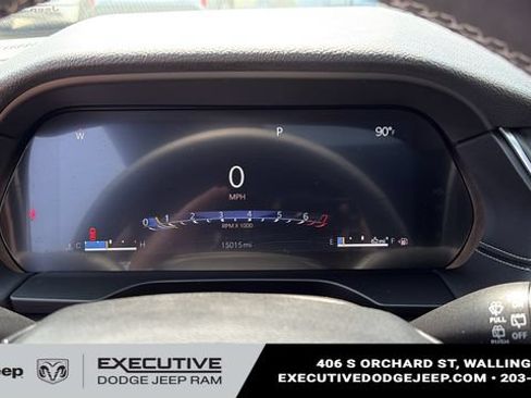 Used 2024 Jeep Grand Cherokee Altitude AWD/4WD image 13