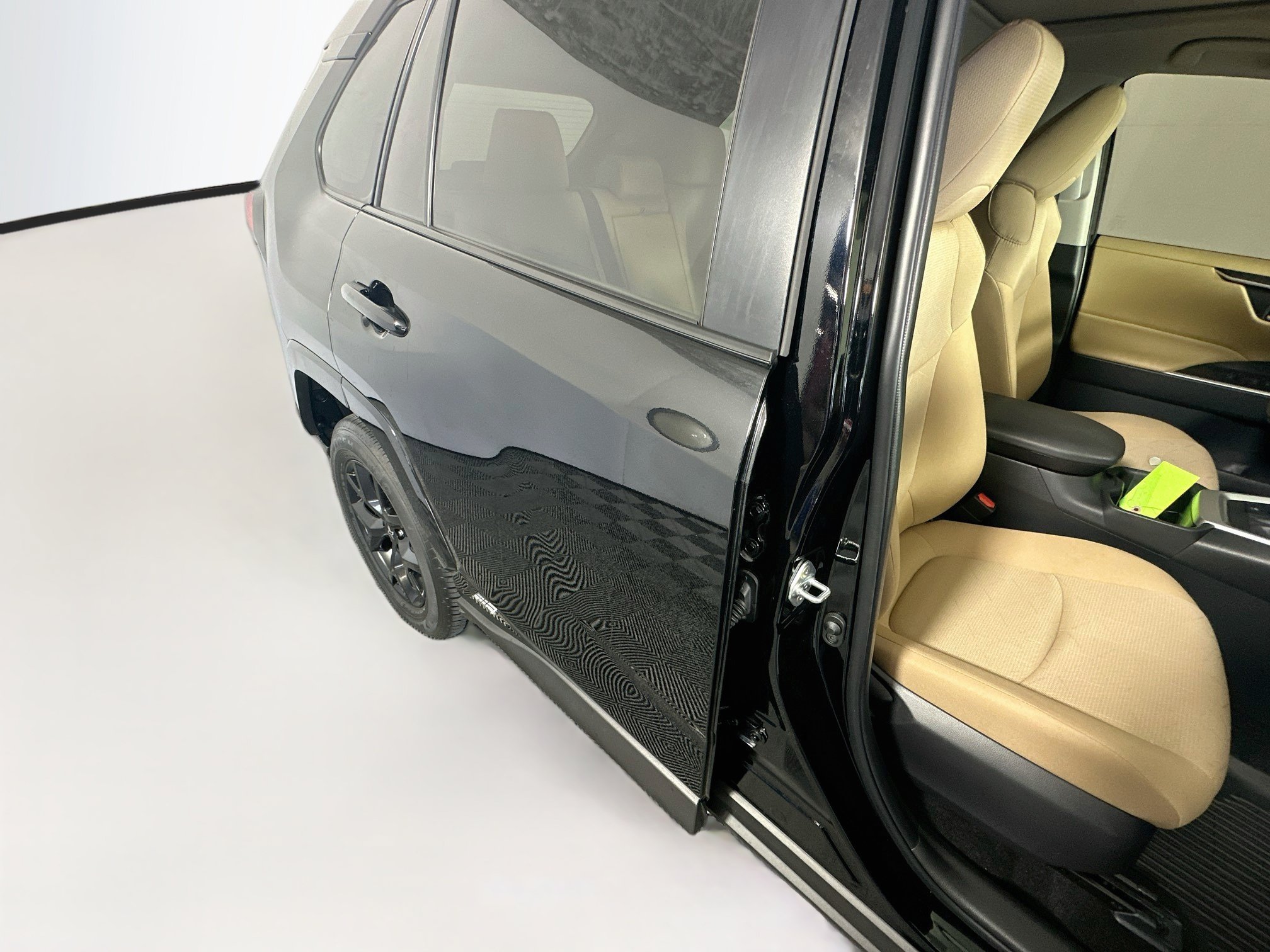 Certified 2024 Toyota RAV4 XLE w/ Convenience Package AWD/4WD image 28
