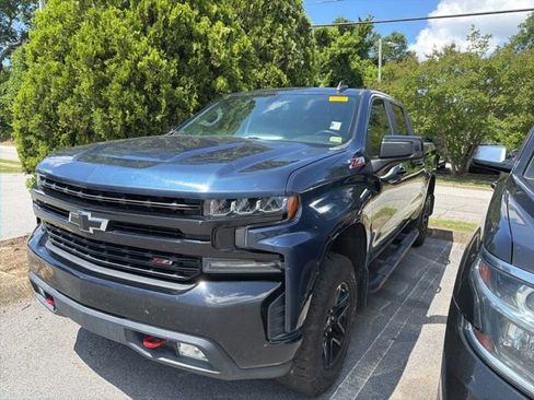 Used 2021 Chevrolet Silverado 1500 LT Trail Boss w/ Convenience Package II AWD/4WD image 1