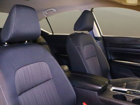 Used 2024 Nissan Altima 2.5 S image 15