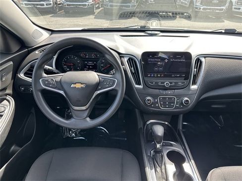 Used 2022 Chevrolet Malibu LT image 13