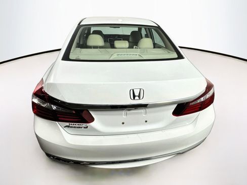 Used 2016 Honda Accord EX-L image 6
