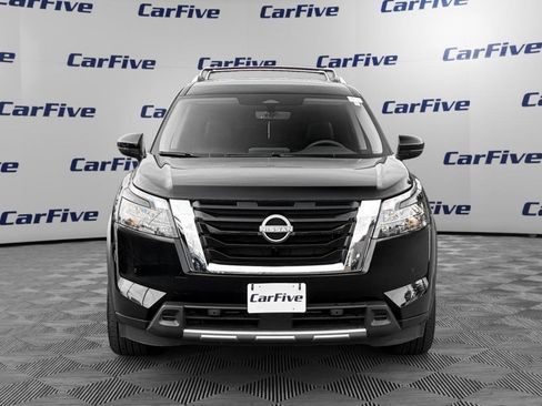 Used 2025 Nissan Pathfinder SL AWD/4WD image 9