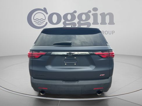Used 2022 Chevrolet Traverse RS w/ LPO, Floor Liner Package FWD image 4