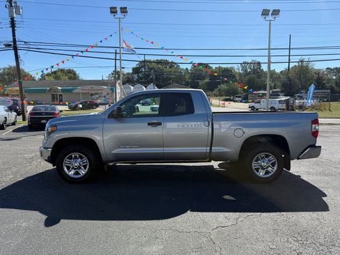 Used 2019 Toyota Tundra SR5 image 4
