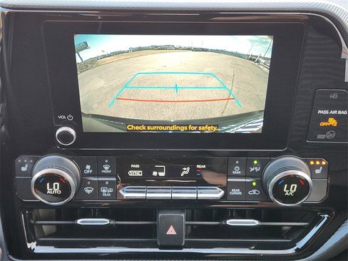 Used 2023 Toyota Highlander XSE image 19