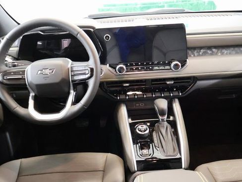 New 2026 Chevrolet Colorado ZR2 image 13