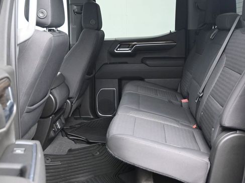 Used 2023 Chevrolet Silverado 1500 LT RWD image 14