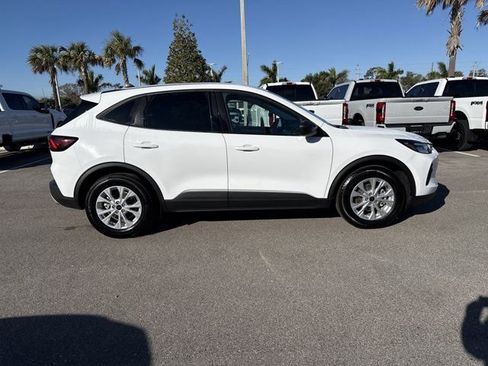 Used 2025 Ford Escape Active FWD image 2