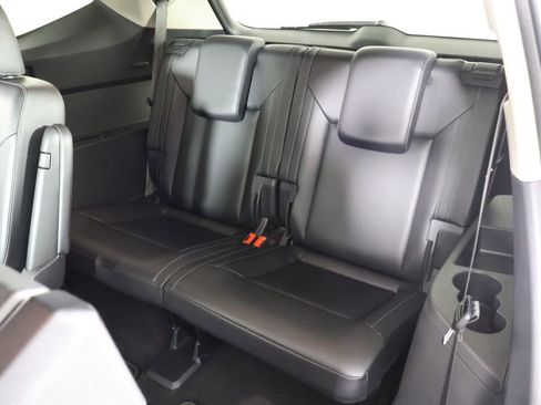 Used 2019 Volkswagen Atlas SEL R-Line image 11