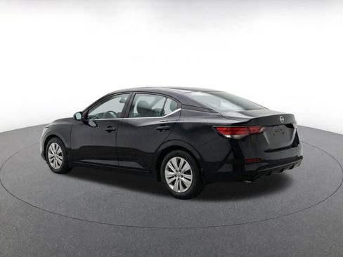 Used 2025 Nissan Sentra S FWD image 7