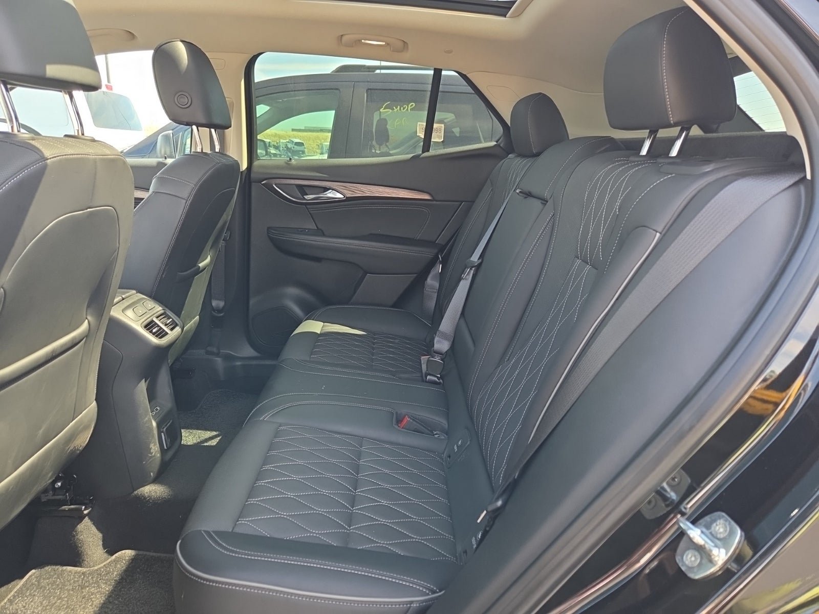 Used 2023 Buick Envision Avenir FWD image 13