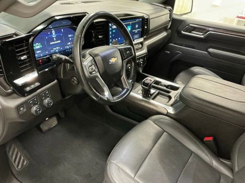 Used 2023 Chevrolet Silverado 1500 LTZ w/ LTZ Premium Package AWD/4WD image 17
