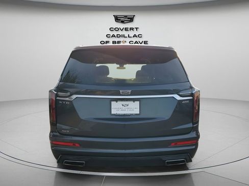 Certified 2022 Cadillac XT6 Sport image 8