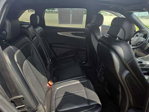 Used 2018 Lincoln MKX Reserve w/ Lincoln MKX Climate Package AWD/4WD image 16
