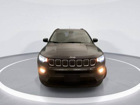 Used 2022 Jeep Compass Latitude AWD/4WD image 9