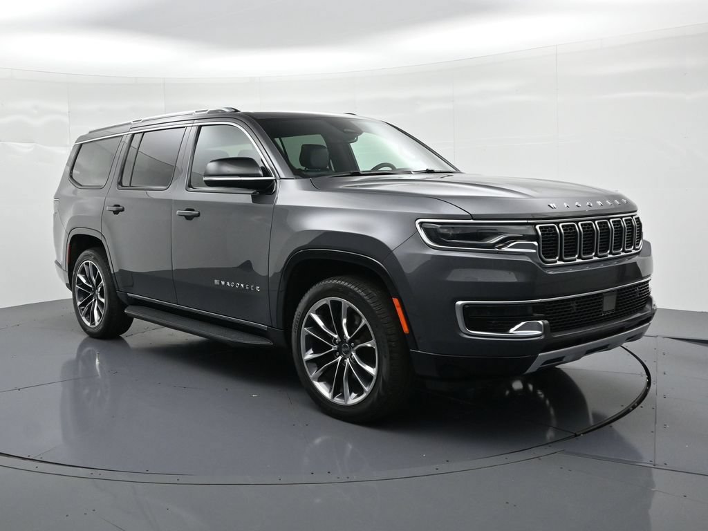 Used 2023 Jeep Wagoneer Series II w/ Premium Group I AWD/4WD image 4