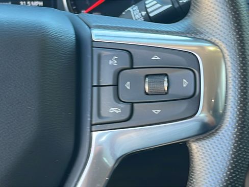 Used 2025 Chevrolet Blazer LT image 18