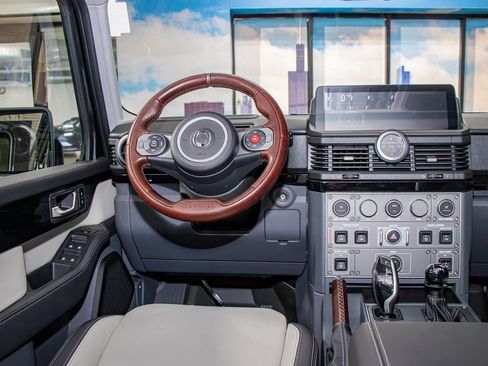 Used 2025 INEOS Grenadier AWD/4WD image 16
