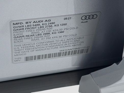 Used 2021 Audi Q5 Prestige w/ Prestige Package AWD/4WD image 34