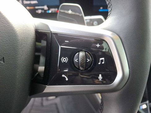 Used 2025 BMW X3 xDrive30i w/ Premium Package image 22