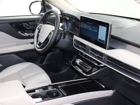 New 2026 Lincoln Corsair Premiere image 31