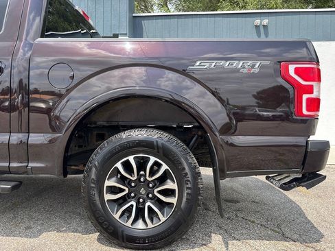 Used 2018 Ford F150 XLT w/ Equipment Group 302A Luxury AWD/4WD image 10