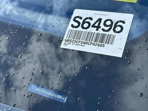 Used 2024 BMW iX xDrive50 w/ Sport Package image 29