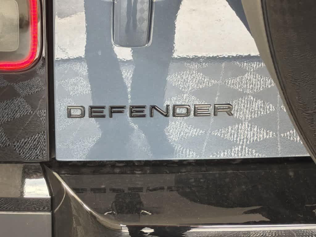 New 2026 Land Rover Defender 110 S AWD/4WD image 5