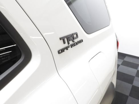 Used 2025 Toyota 4Runner TRD Off-Road AWD/4WD image 14
