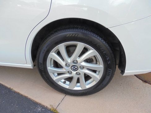 Used 2015 MAZDA MAZDA5 Sport FWD image 27