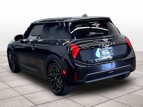 Used 2025 MINI Cooper S FWD image 14