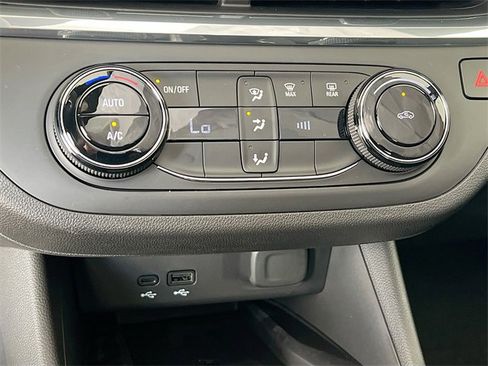 New 2026 Buick Envista Preferred w/ Convenience II Package image 11