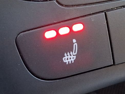 Used 2018 Audi Q3 2.0T Premium Plus image 29