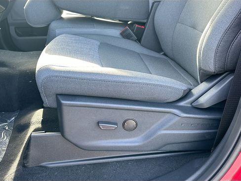 New 2026 Ford F250 4x4 Crew Cab Super Duty image 14