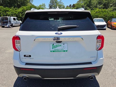 Used 2020 Ford Explorer Limited RWD image 10