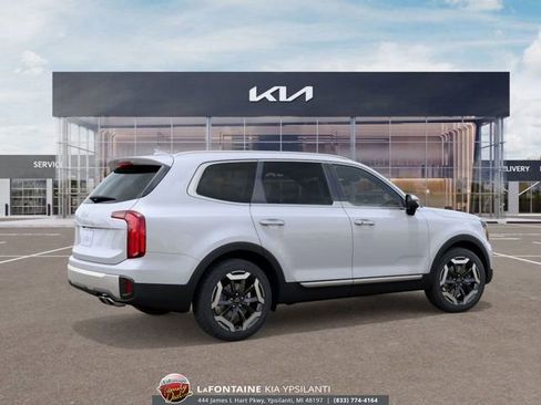 New 2025 Kia Telluride S FWD image 6